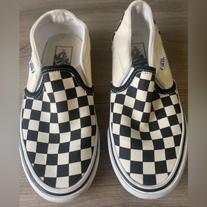 Classic Vans Slip On Checkered Women’s 5.5